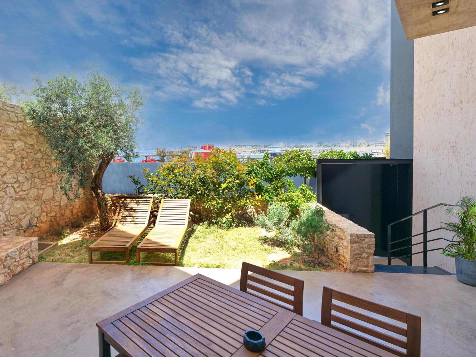 Sea View Garden Suites Πειραιάς Εξωτερικό φωτογραφία